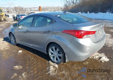 2013 Hyundai Elantra Limited z USA, uszkodzony, nr VIN KMHDH4AE5DU529921